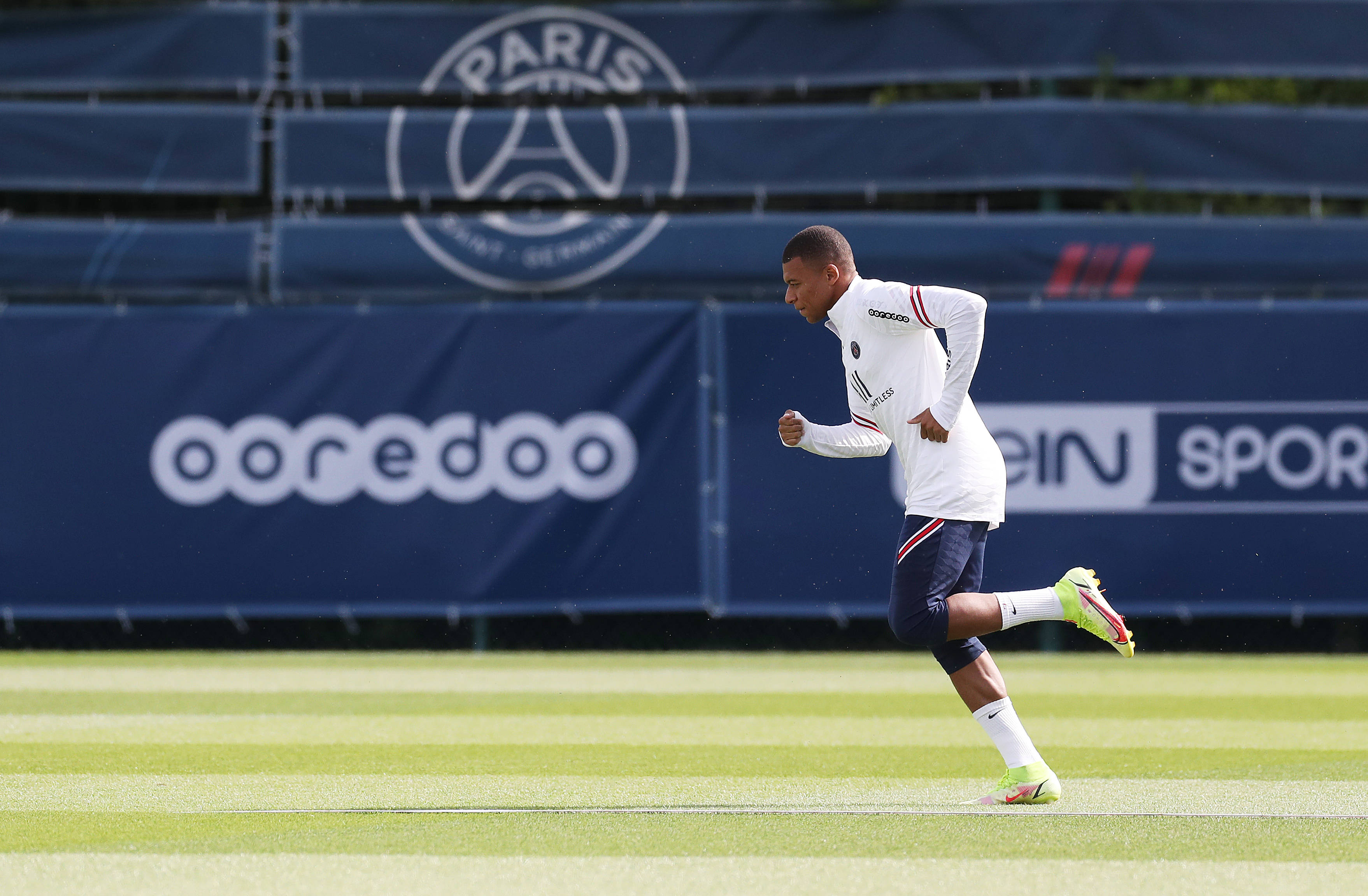 新闻发布会 新闻发布会